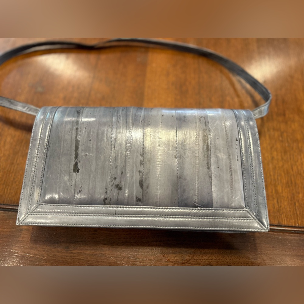 VINTAGE 80s gray eel skin purse